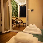 5 Sensi - Terrazzo, Fibra Ultraveloce, Parcheggio Coperto Su Richiesta A Pagamento 3* Cosenza