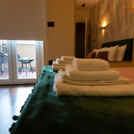 5 Sensi - Terrazzo, Fibra Ultraveloce, Parcheggio Coperto Su Richiesta A Pagamento