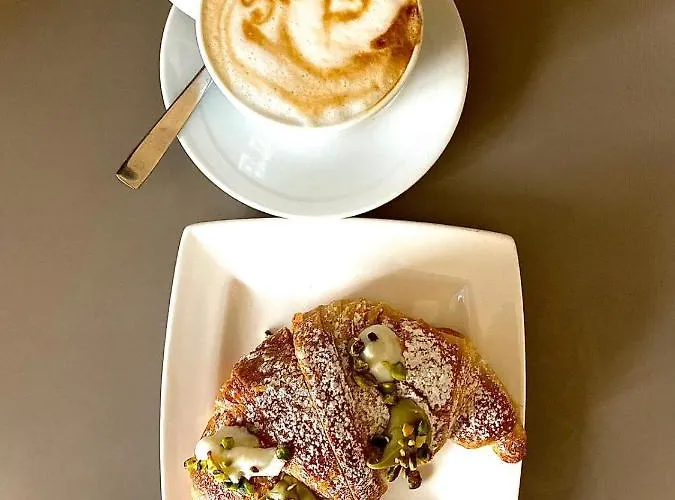 5 Sensi - Terrazzo, Fibra Ultraveloce, Parcheggio Coperto Su Richiesta A Pagamento 4*